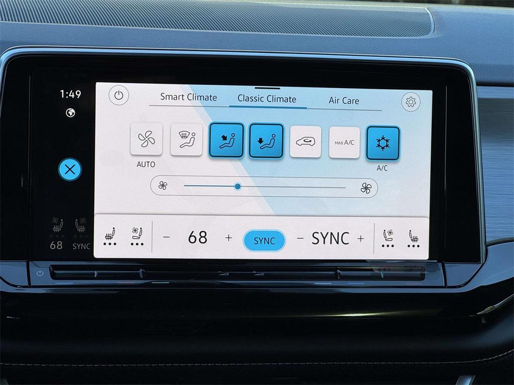 new 2026 Volkswagen Atlas Cross Sport car, priced at $45,611