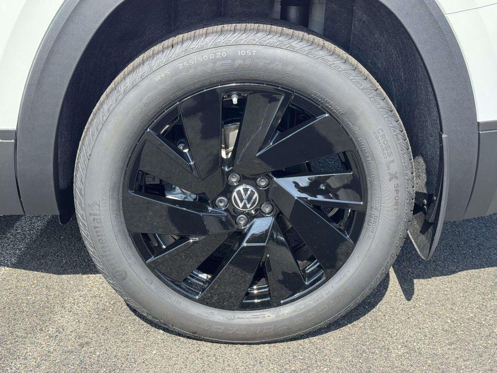 new 2026 Volkswagen Atlas car, priced at $47,040