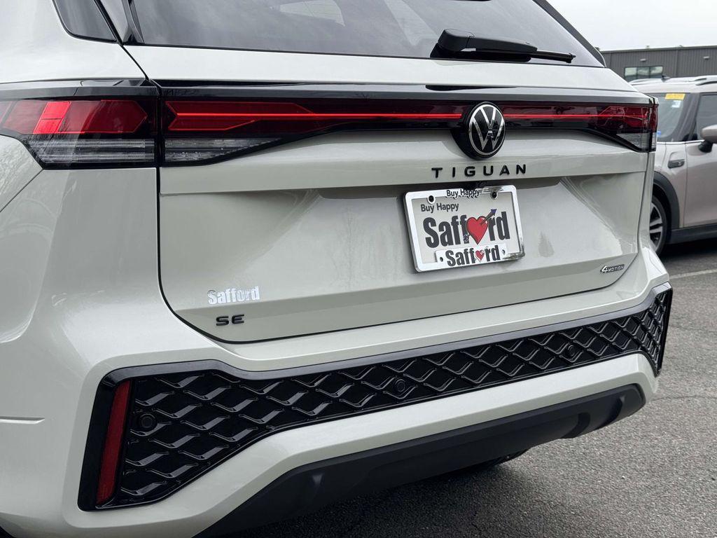 new 2026 Volkswagen Tiguan car, priced at $40,018