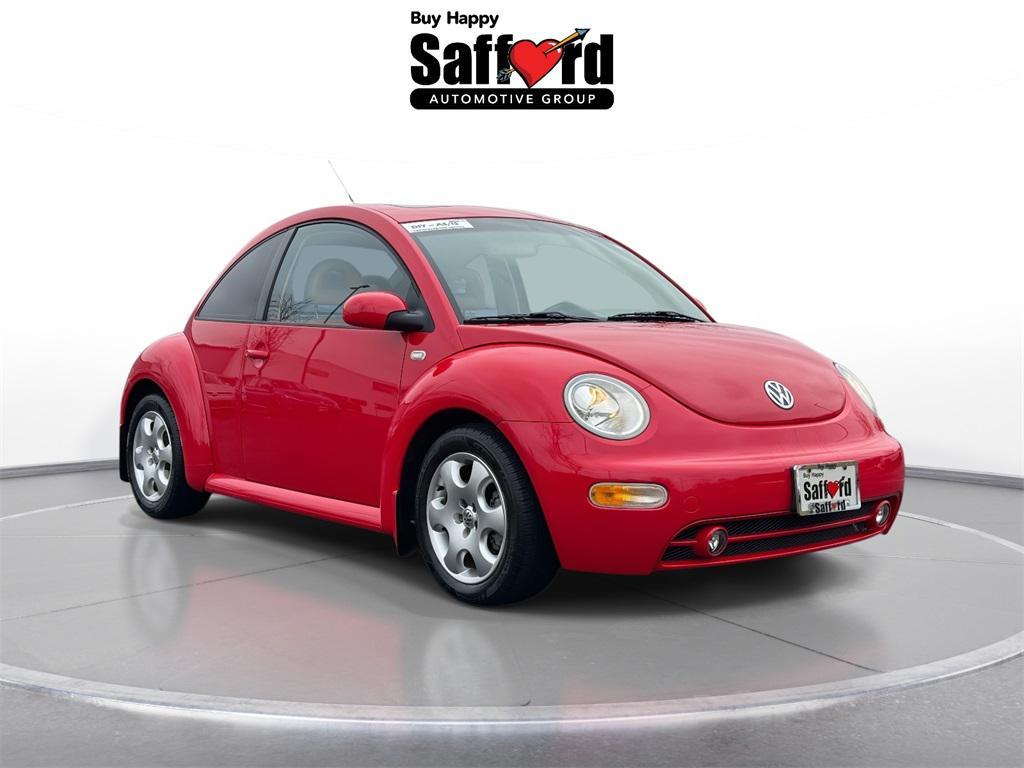 used 2002 Volkswagen New Beetle car, priced at $6,000