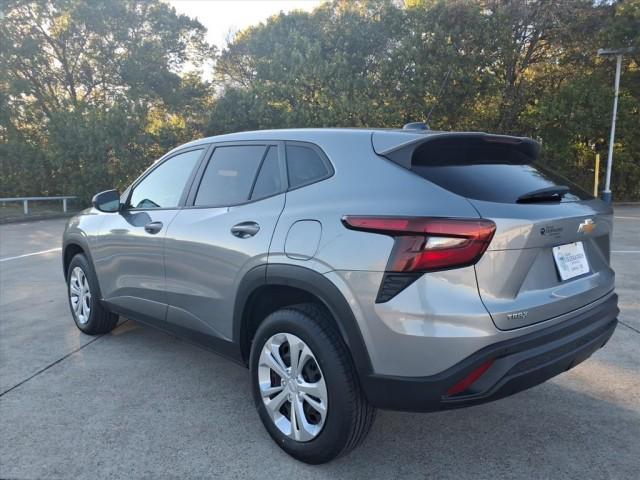 used 2024 Chevrolet Trax car, priced at $18,391