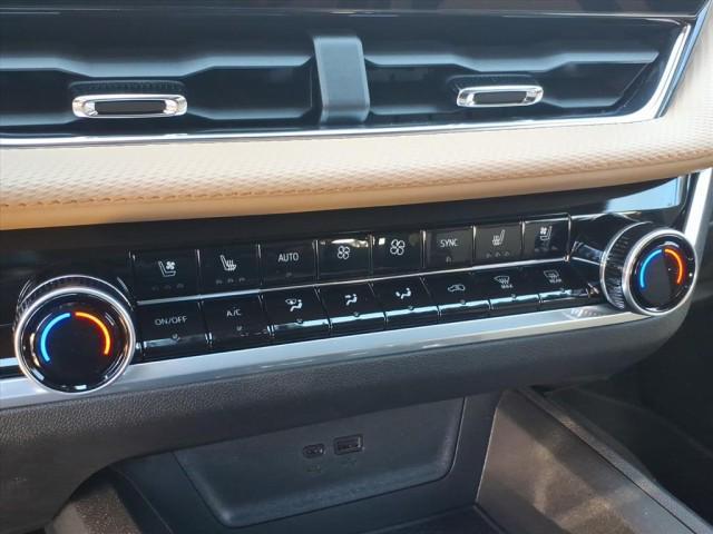 new 2026 Chevrolet Equinox car, priced at $39,290