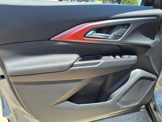 new 2025 Chevrolet Equinox EV car, priced at $43,890