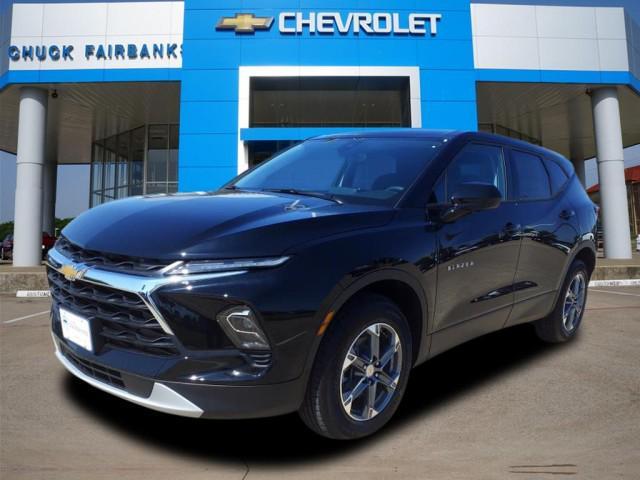 new 2025 Chevrolet Blazer car, priced at $31,485