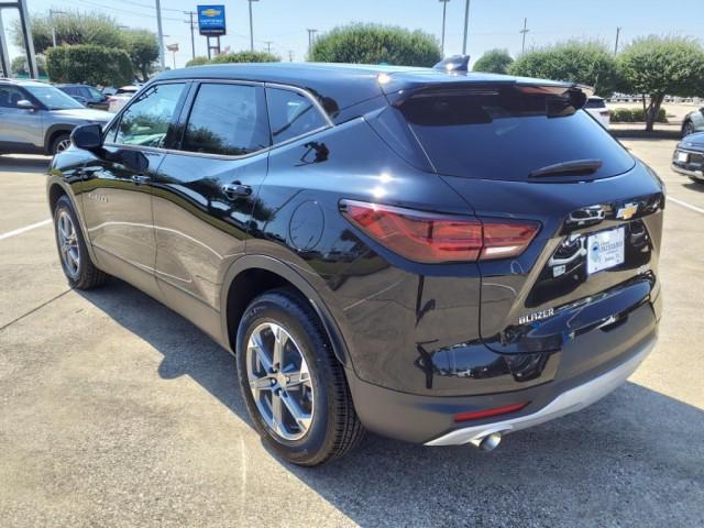 new 2025 Chevrolet Blazer car, priced at $31,485