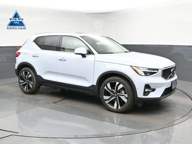 used 2024 Volvo XC40 car, priced at $33,286