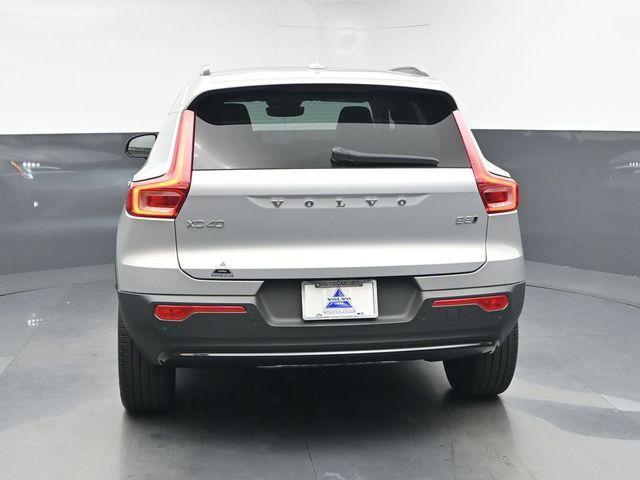 used 2024 Volvo XC40 car, priced at $31,666
