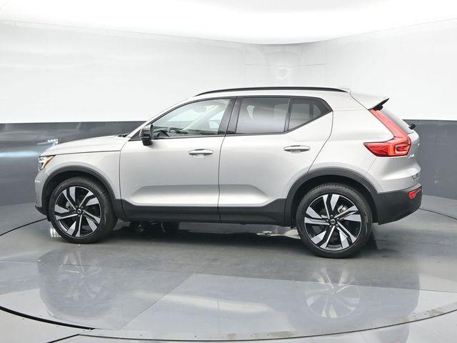 used 2024 Volvo XC40 car, priced at $31,666