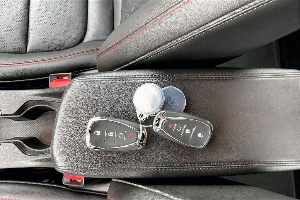 used 2023 Chevrolet Bolt EUV car, priced at $16,285