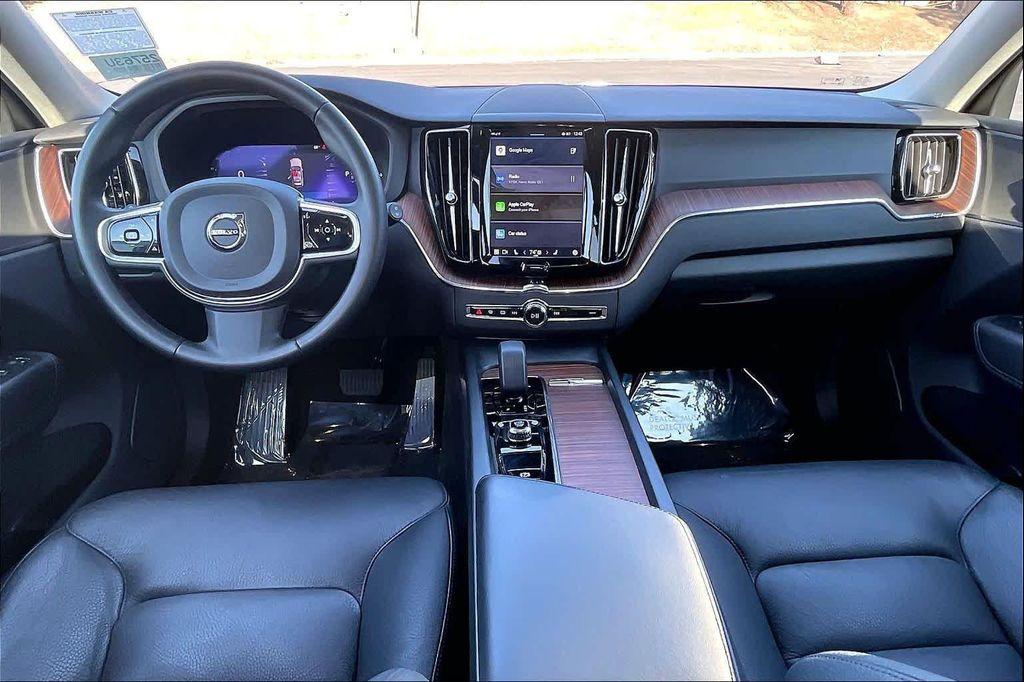 used 2023 Volvo XC60 Recharge Plug-In Hybrid car, priced at $37,880