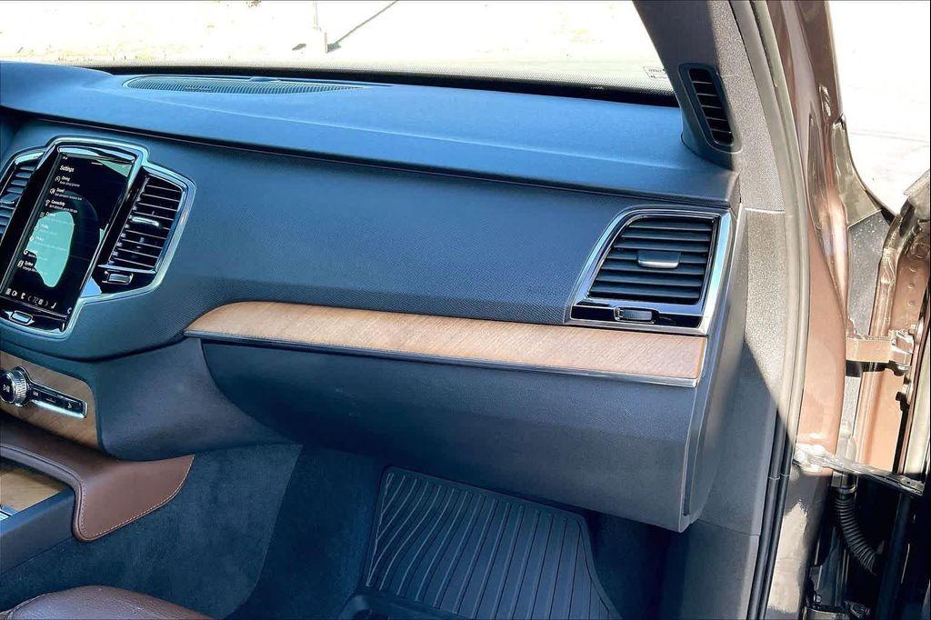 used 2023 Volvo XC90 Recharge Plug-In Hybrid car, priced at $45,110