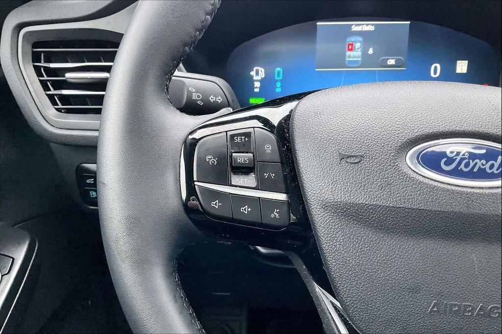 used 2023 Ford Escape PHEV car, priced at $26,240