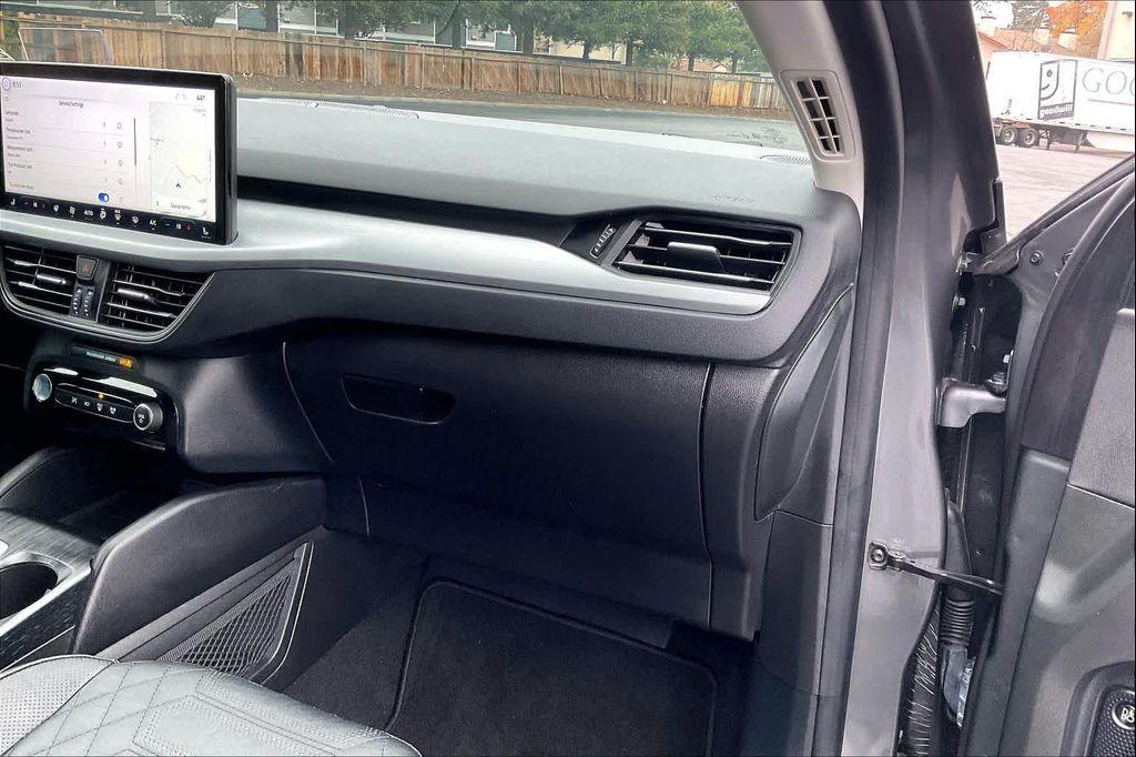 used 2023 Ford Escape PHEV car, priced at $26,240