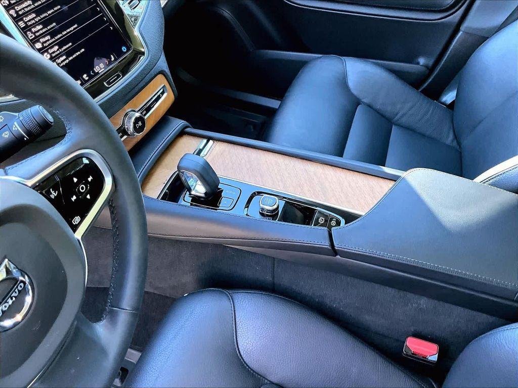 used 2023 Volvo XC90 Recharge Plug-In Hybrid car, priced at $44,998