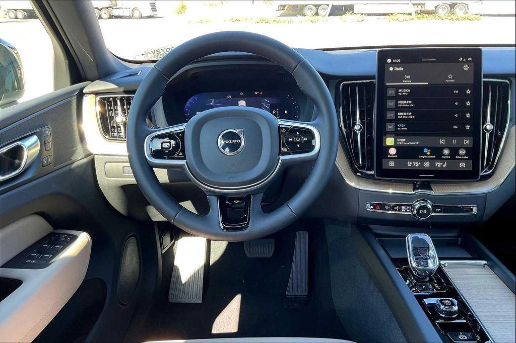 new 2026 Volvo XC60 car, priced at $57,985