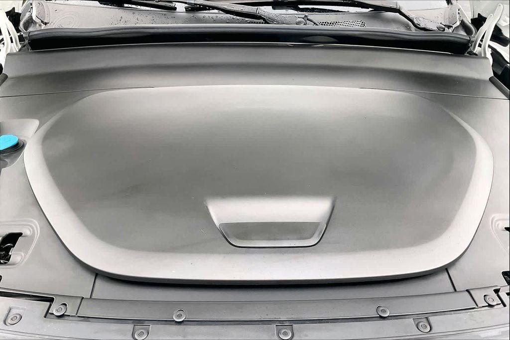 used 2023 Volvo C40 Recharge Pure Electric car, priced at $26,998