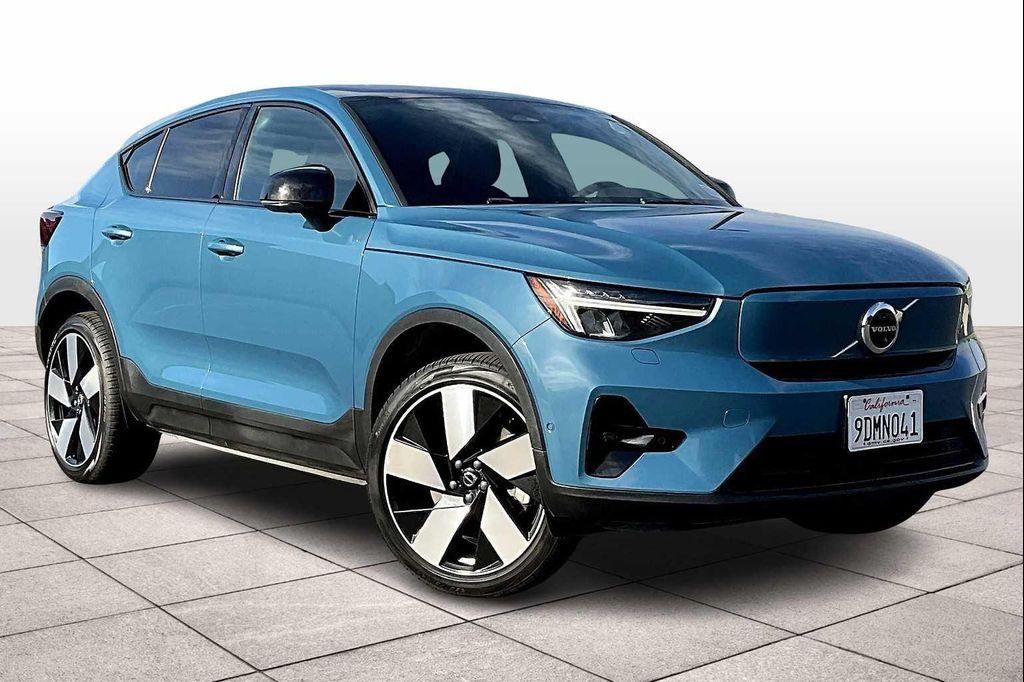 used 2023 Volvo C40 Recharge Pure Electric car, priced at $22,940