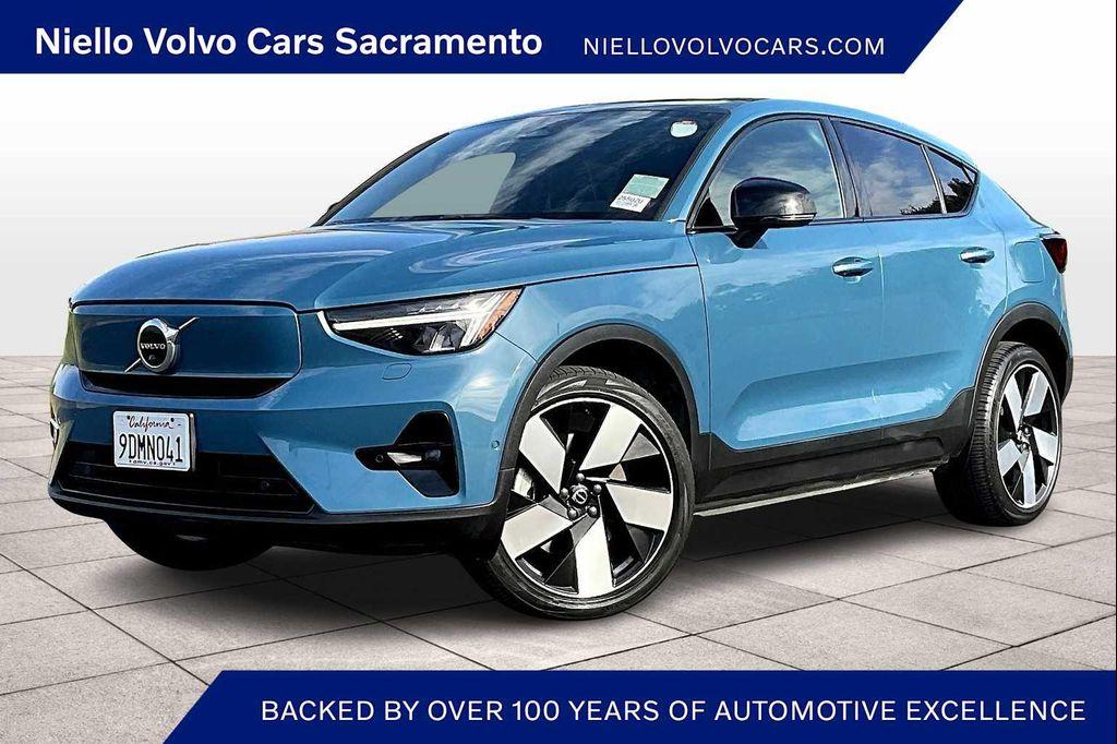 used 2023 Volvo C40 Recharge Pure Electric car, priced at $23,062