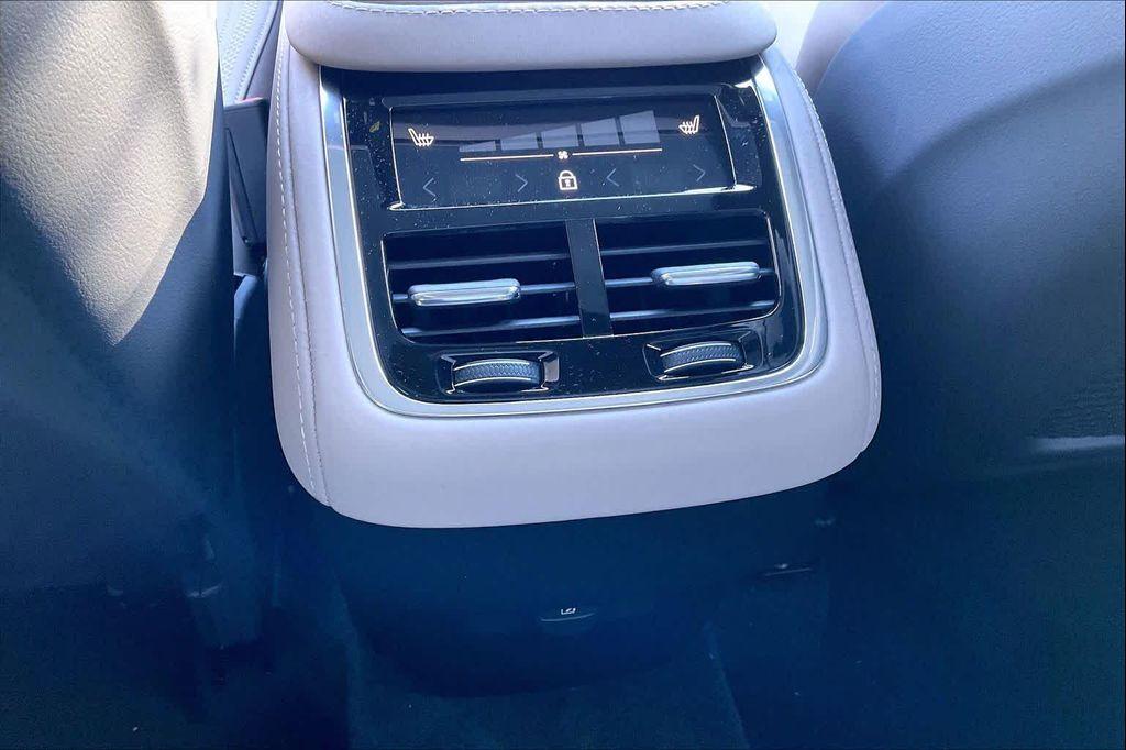 new 2026 Volvo XC90 car, priced at $71,825