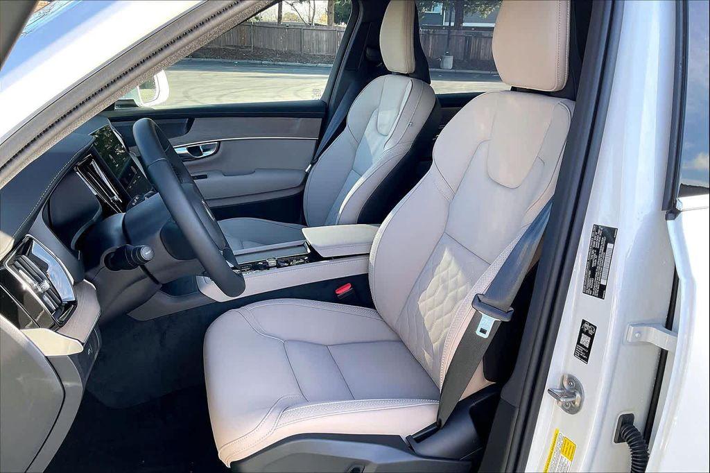 new 2026 Volvo XC90 car, priced at $71,825