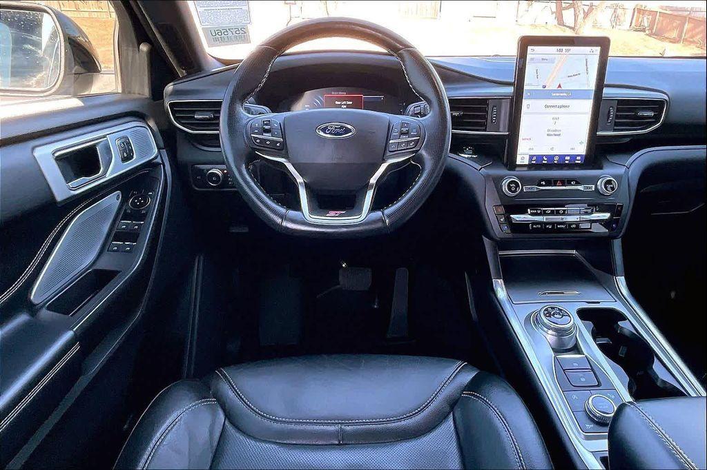 used 2020 Ford Explorer car, priced at $29,916