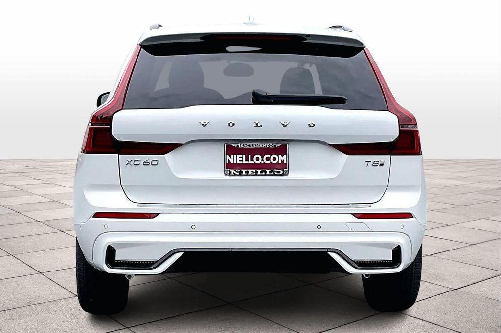 new 2026 Volvo XC60 Plug-In Hybrid car, priced at $69,285