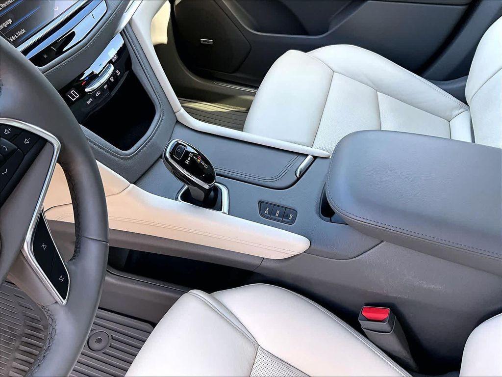 used 2018 Cadillac XT5 car, priced at $23,205