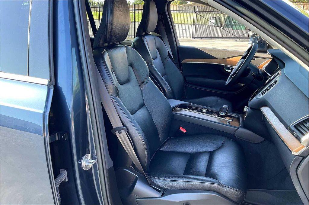 used 2023 Volvo XC90 Recharge Plug-In Hybrid car, priced at $44,395