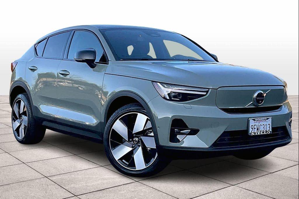 used 2023 Volvo C40 Recharge Pure Electric car, priced at $29,998