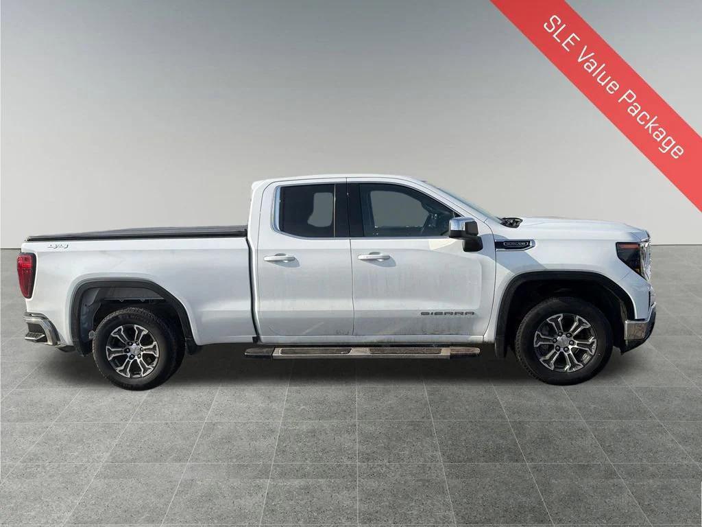 used 2022 GMC Sierra 1500 car, priced at $33,499
