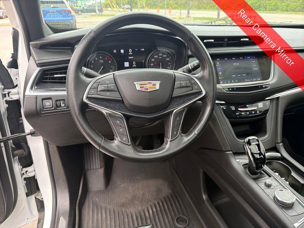 used 2023 Cadillac XT5 car, priced at $34,599