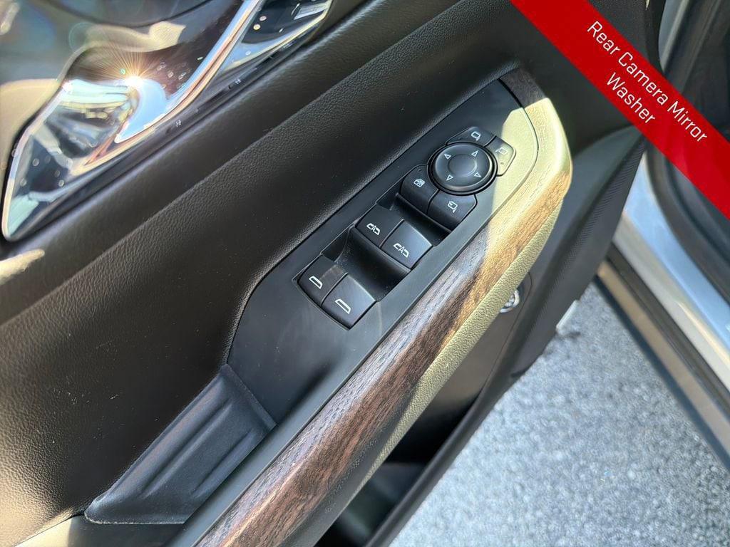 used 2023 GMC Acadia car, priced at $34,399