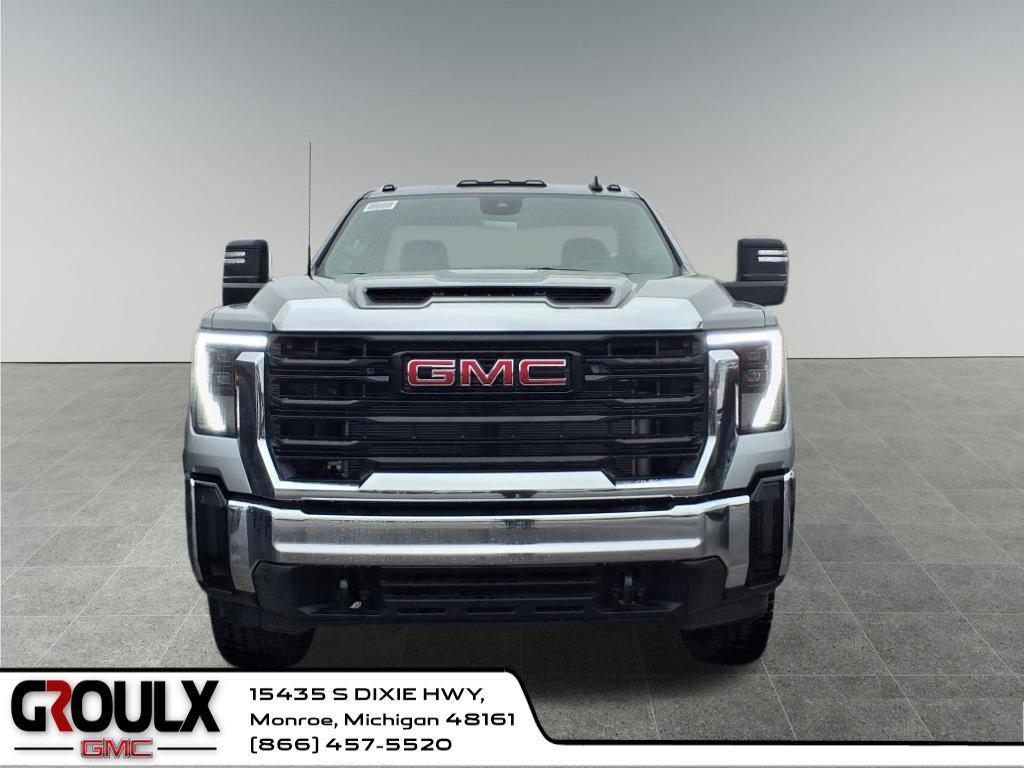 new 2025 GMC Sierra 2500 car, priced at $53,600