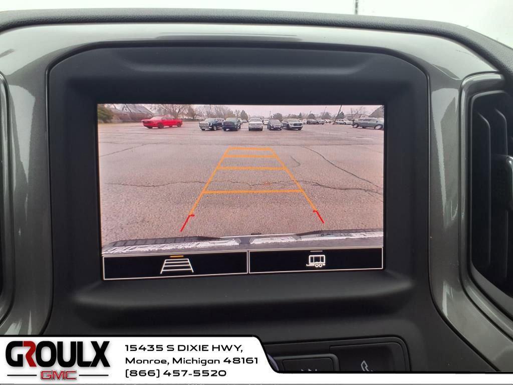 new 2025 GMC Sierra 2500 car, priced at $53,600