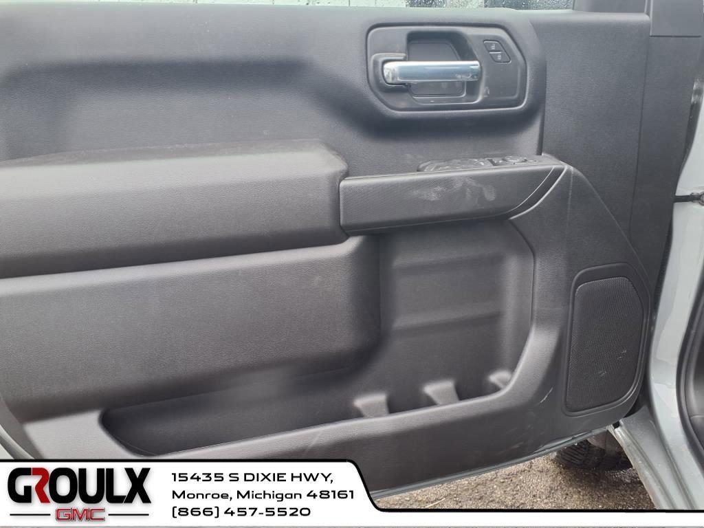 new 2025 GMC Sierra 2500 car, priced at $53,600