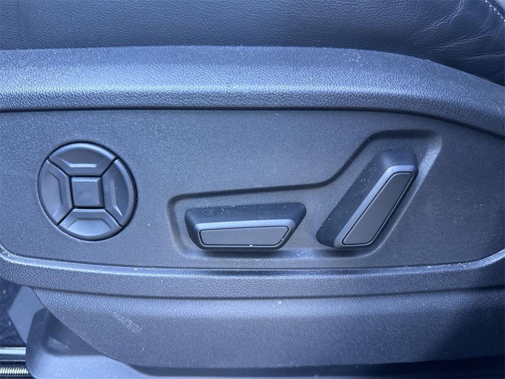 used 2025 Audi Q5 car, priced at $50,987