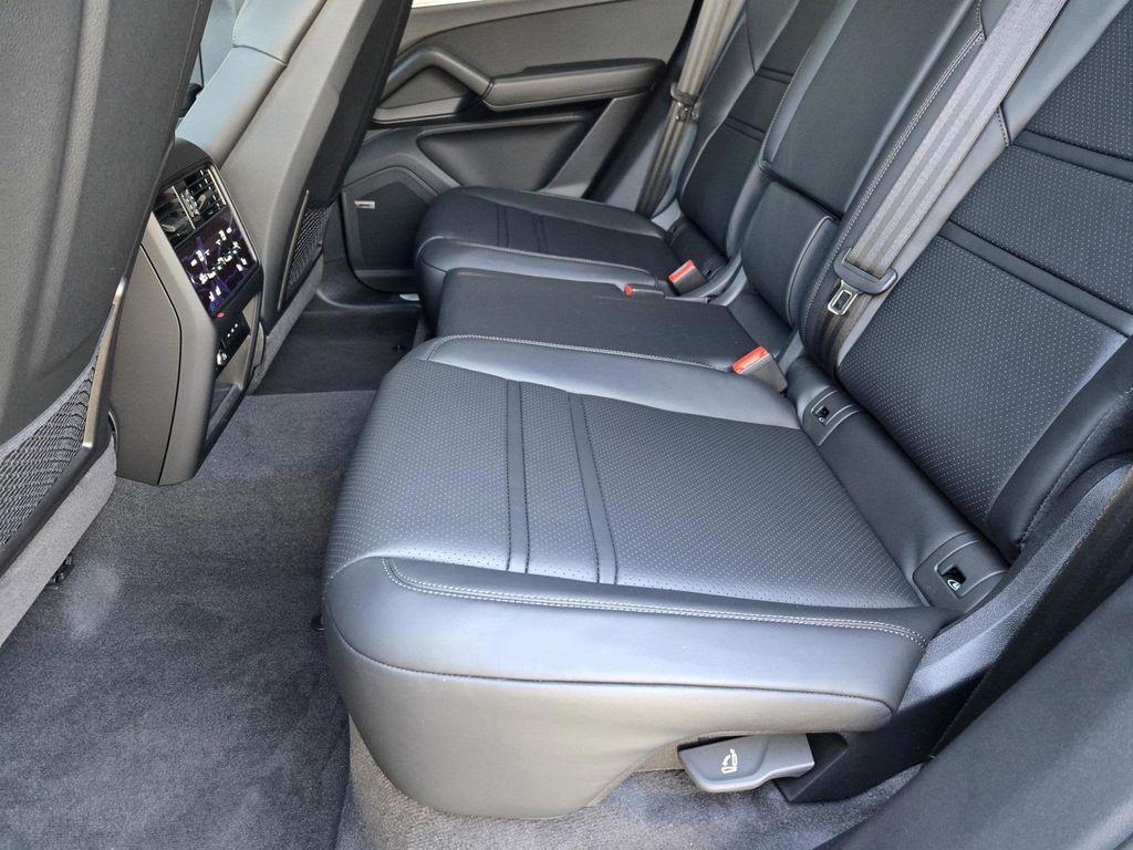 new 2025 Porsche Cayenne car, priced at $125,935