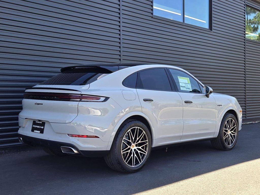 new 2025 Porsche Cayenne car, priced at $125,935