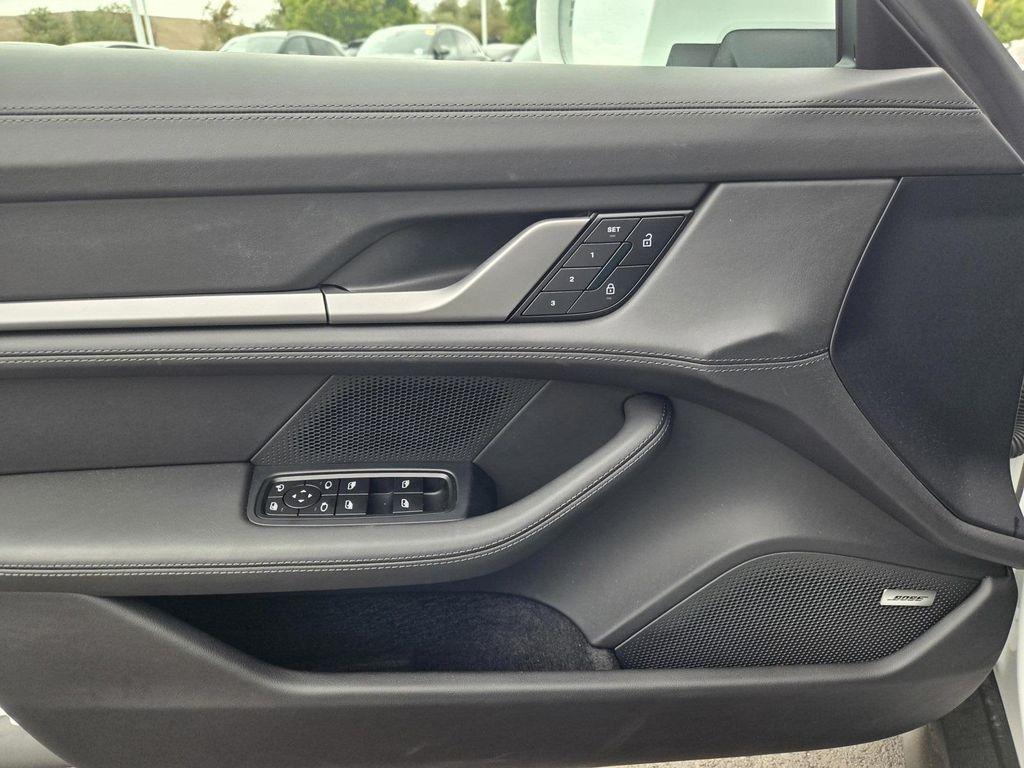 new 2025 Porsche Taycan car