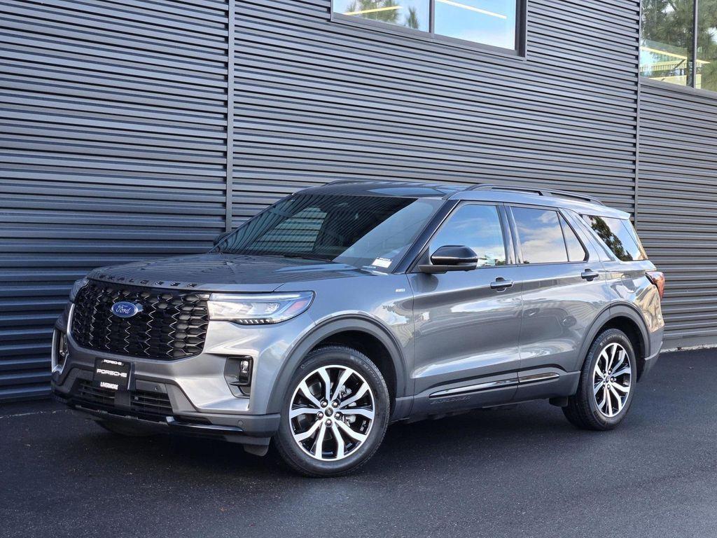 used 2025 Ford Explorer car, priced at $41,998