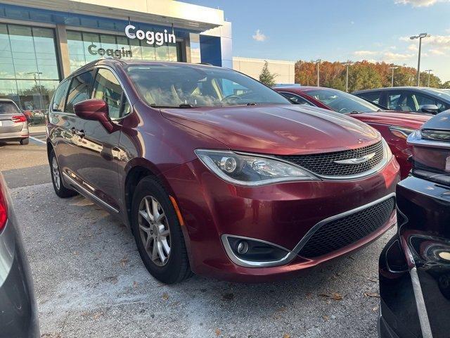 used 2020 Chrysler Pacifica car, priced at $15,559