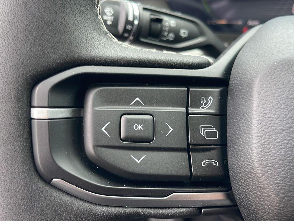 new 2026 Jeep Cherokee car, priced at $41,614