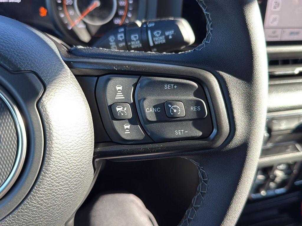 new 2026 Jeep Wrangler car, priced at $43,710