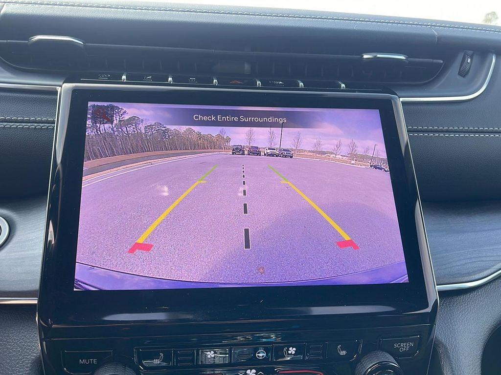 new 2025 Jeep Grand Cherokee car, priced at $54,120