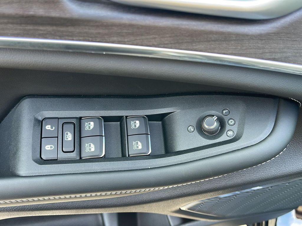 new 2025 Jeep Grand Cherokee car, priced at $54,120