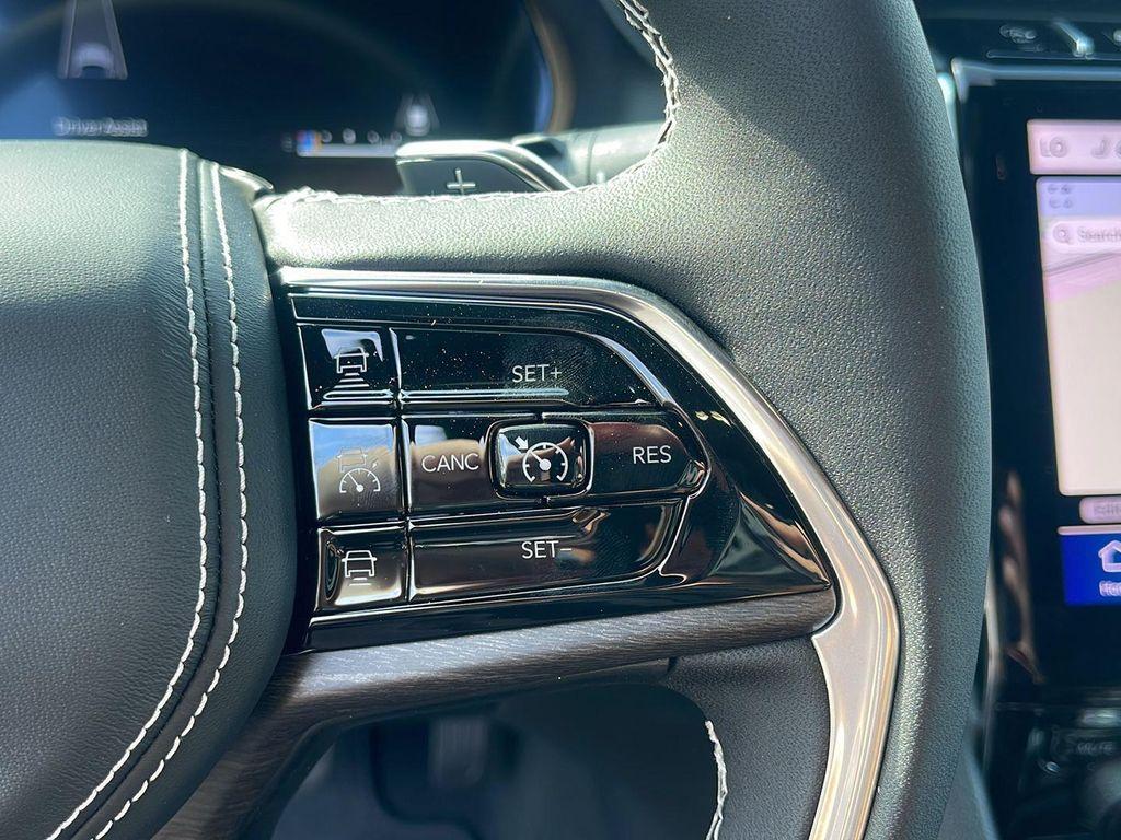 new 2025 Jeep Grand Cherokee car, priced at $54,120