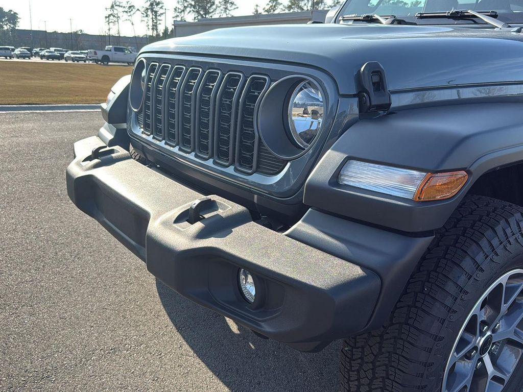 new 2025 Jeep Wrangler car, priced at $42,865