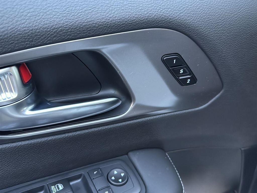 new 2026 Chrysler Pacifica car, priced at $42,245