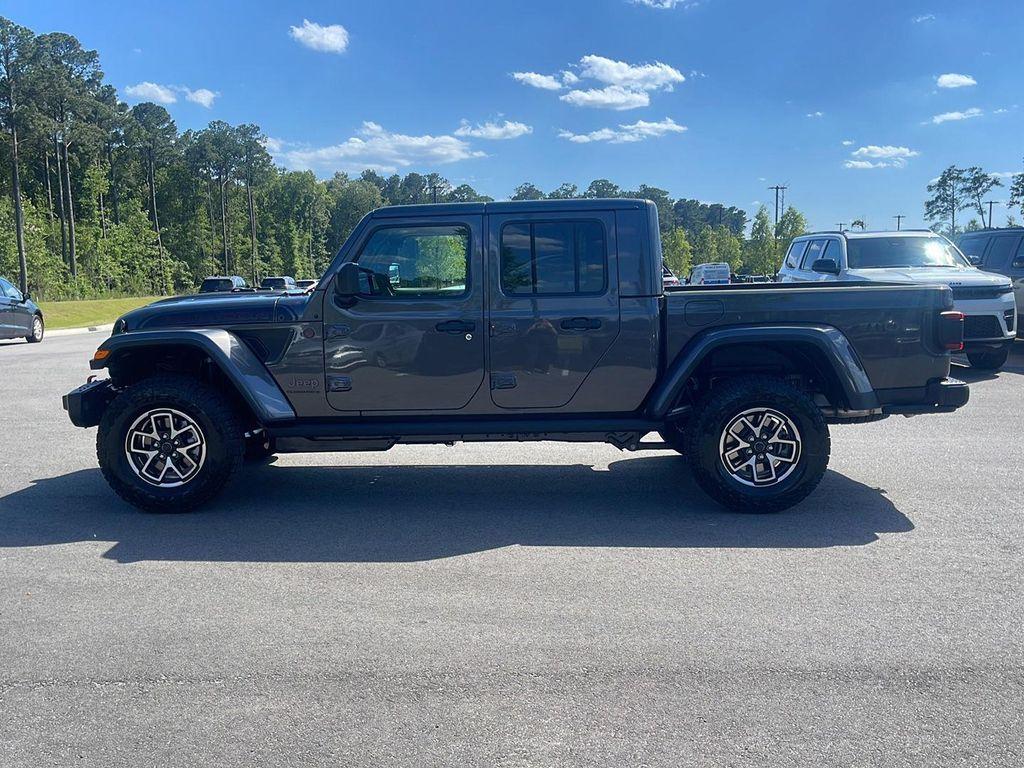 new 2026 Jeep Gladiator car, priced at $54,250