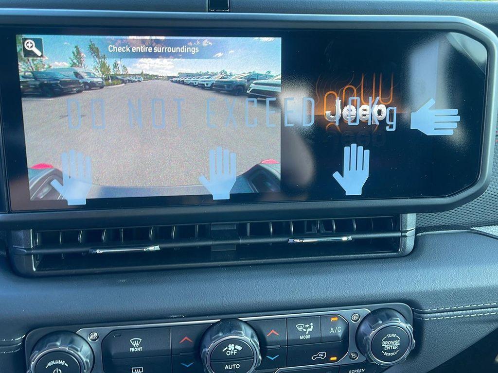 new 2026 Jeep Gladiator car, priced at $54,250